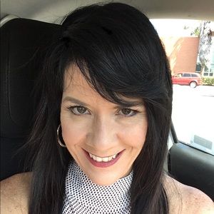 Meet your Posher, Yolanda